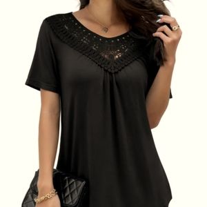 Women's 2x Plus Size Short Sleeved Lace Pleated Black Tunic Top